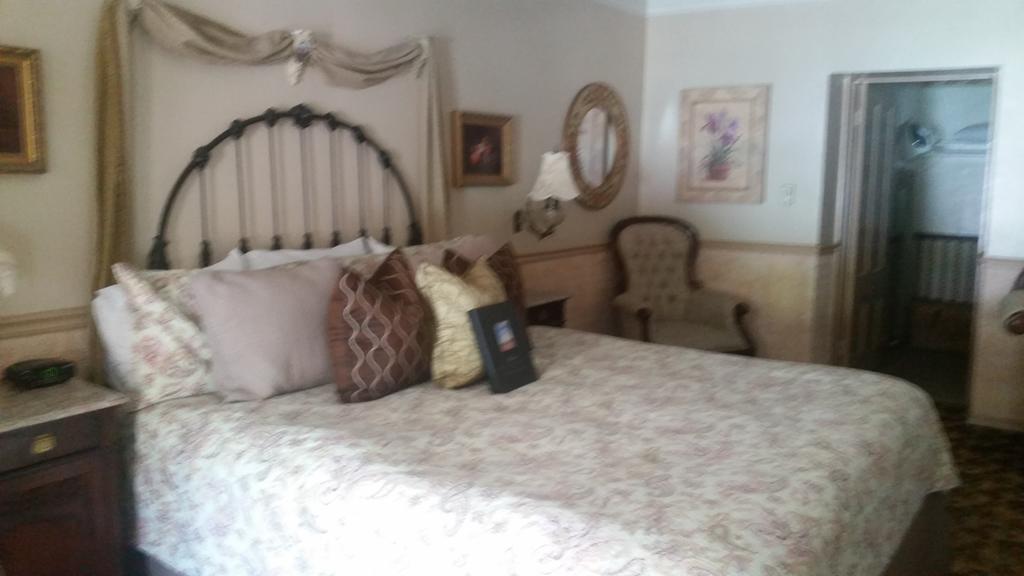 Gunn House Sonora